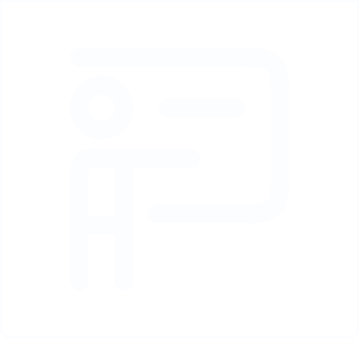 Weißes Icon einer Person vor einer Tafel – symbolisiert Coaches und Berater